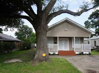 1109 Block St, Port Neches, TX 77651
