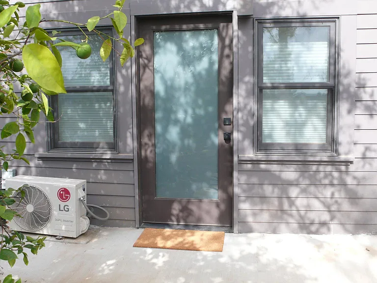 754 N Avenue 66 — Photo 13