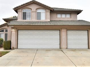 3320 Abbey Ln, Palmdale, CA 93551