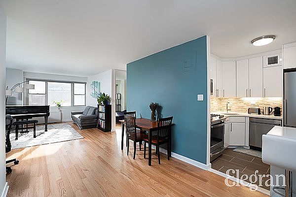 1st image of 300 E 40th St APT 4E