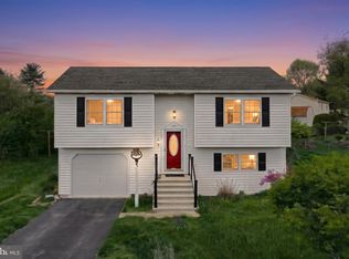 3401 Partridge Dr, Dover, PA 17315
