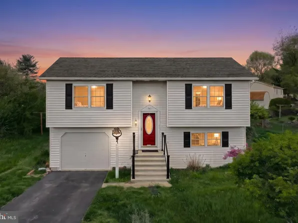 3401 Partridge Dr, Dover, PA 17315