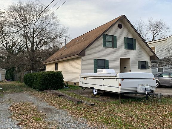 3rd image of 236 Plover Dr
