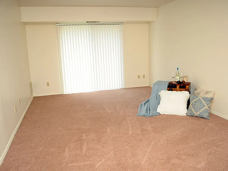 Arbor Glen Apartments — Photo 7