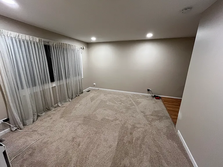 348 Ruth Cir — Photo 4