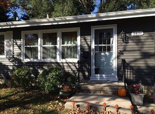 3401 Hillcrest Dr, Des Moines, IA 50310