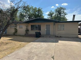 802 Sandia St, Carlsbad, NM 88220