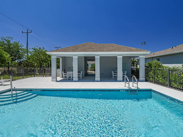2529 Bella Vista Cir — Photo 35