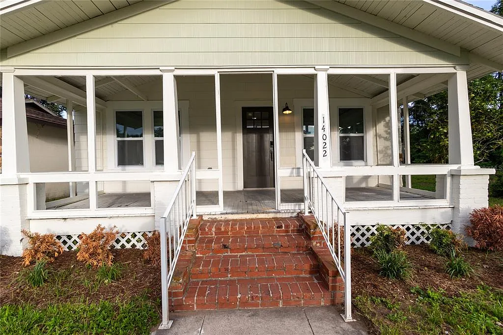 2 bed, 2.0 bath, 1112 sqft, $1,800 — Photo 2