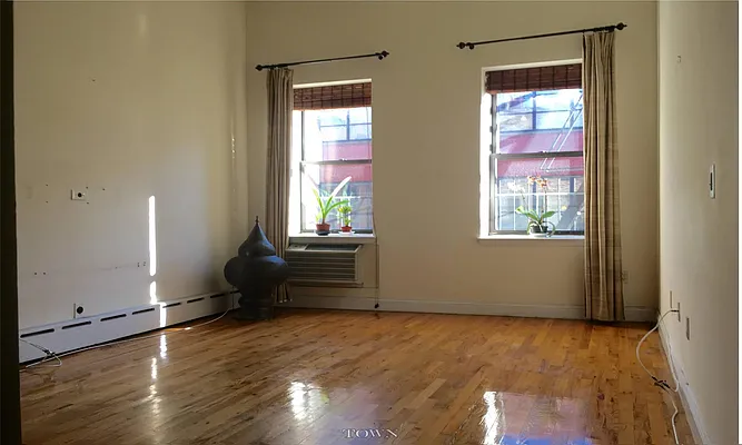 Rented by Town Residential | media 19