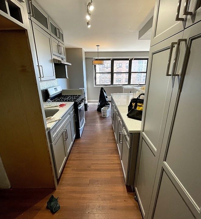 1st image of 220 Montgomery St #5AA