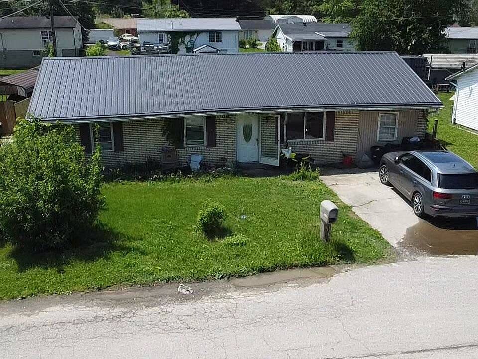 1st image of 1506 Green Valley Dr