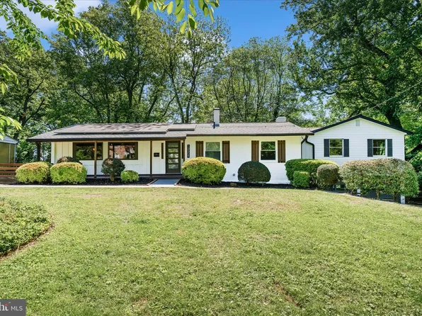 12509 Knightsbridge Ct, Rockville, MD 20850