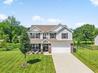 80 Blue Lace Dr, Whiteland, IN 46184