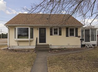 632 1st Ave NE, Osseo, MN 55369