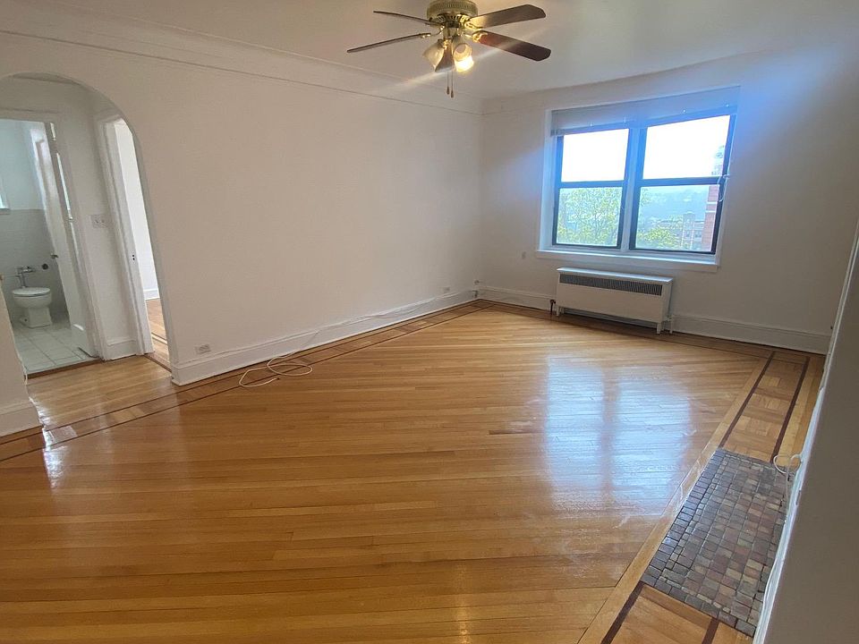 1st image of 1 Broad Pkwy APT 3J