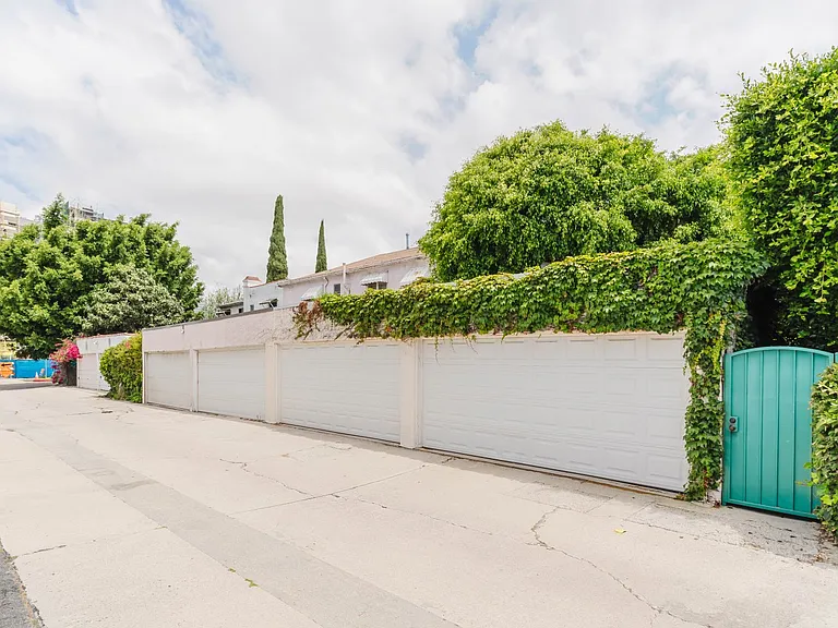 5962 San Vicente Blvd #4 — Photo 7