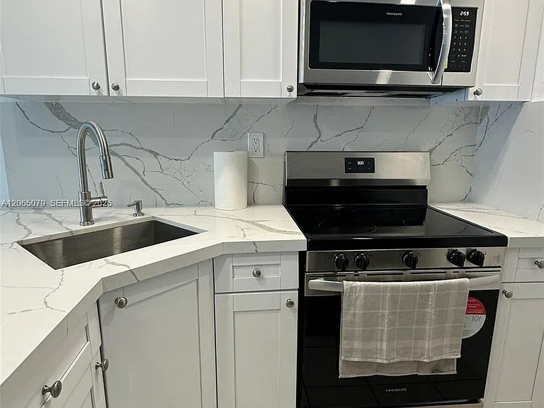 801 NW 47th Ave #608W — Photo 3