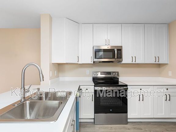 3rd image of 11401 NW 35th St