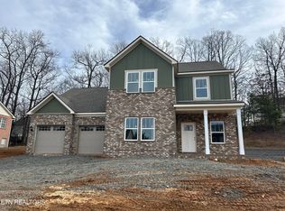 1310 Vale View Rd, Knoxville, TN 37922