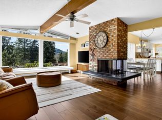 981 Kinsac St, Coquitlam, BC