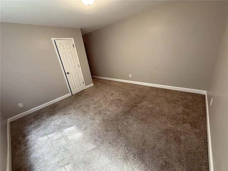 944 Crossing Rock Dr — Photo 14