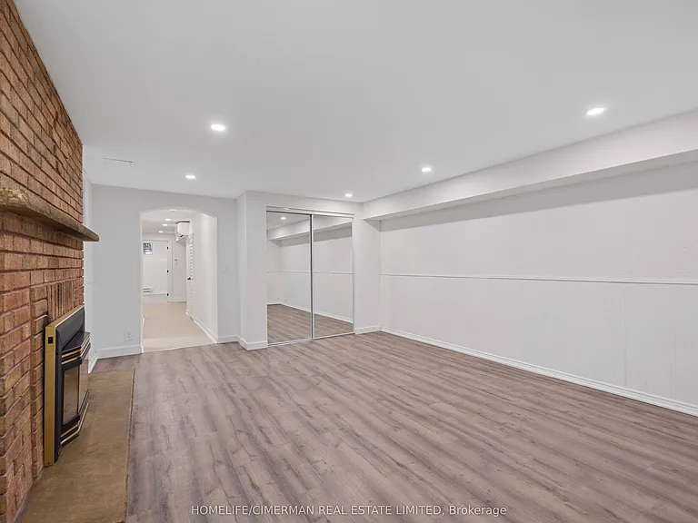 861 Ossington Ave #LOWER — Photo 4