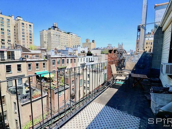 3rd image of 45 W 75th St APT 4B