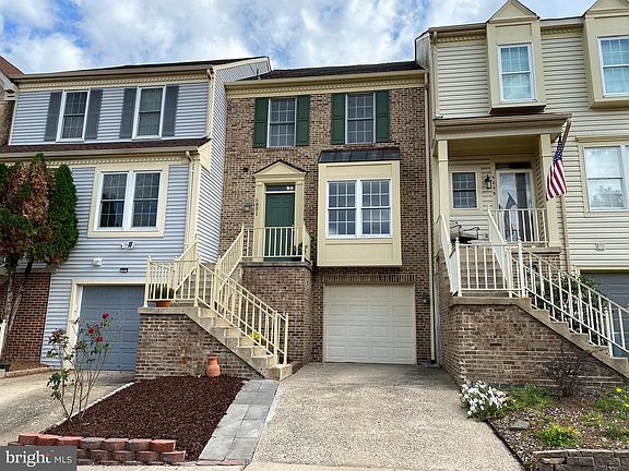 3rd image of 6851 Malton Ct