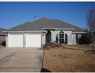 4th image of 576 Foxwood Ln