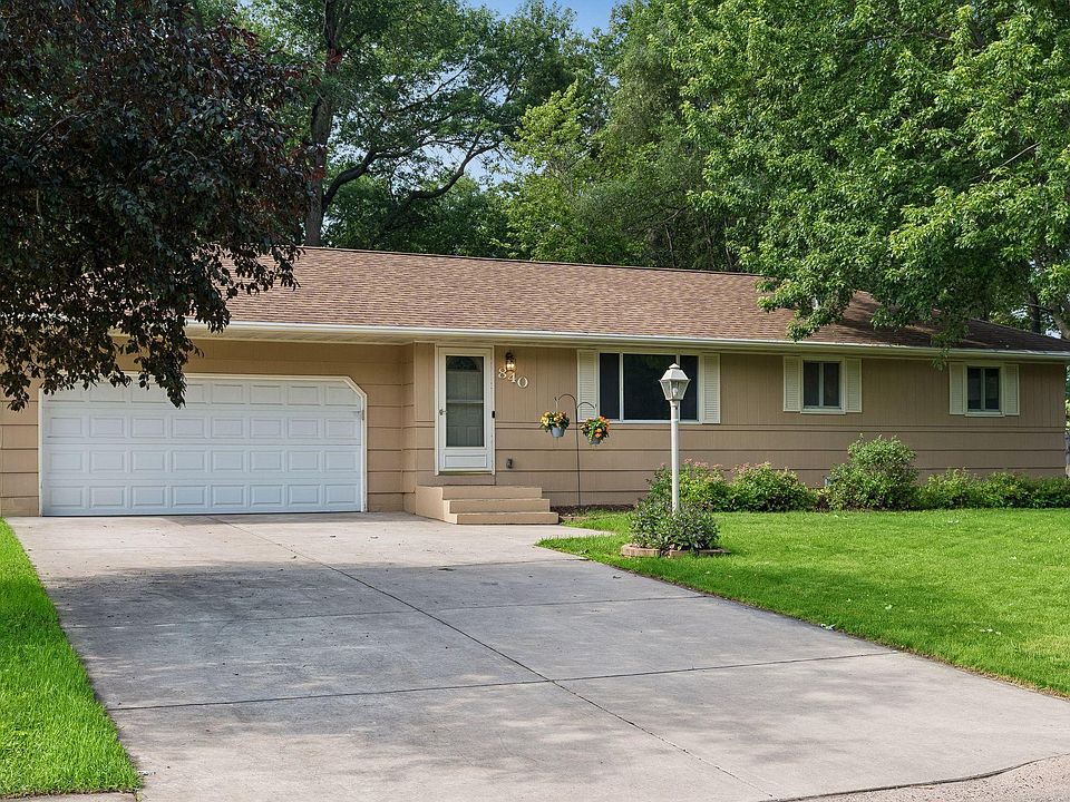 1st image of 840 Oak Ridge Trl NE