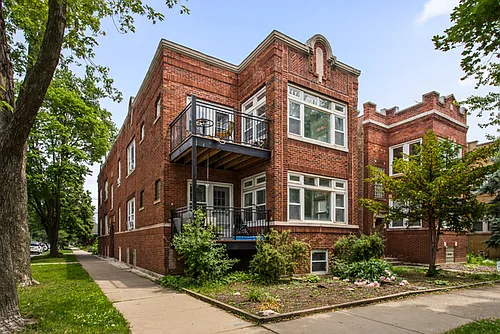 5353 W Belle Plaine Ave #1E Photo 1