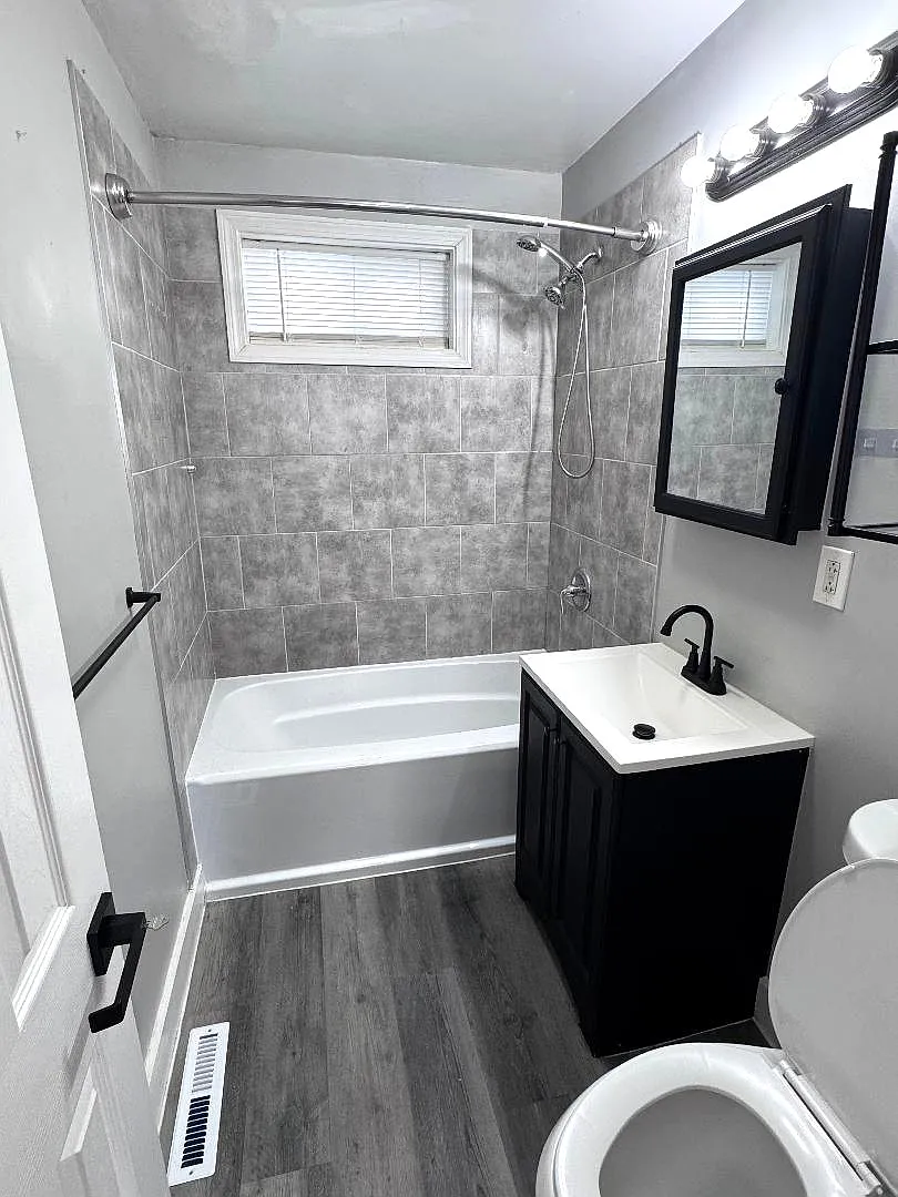 2 bed, $1,250 — Photo 4