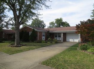 6301 Leawood Dr, Huber Heights, OH 45424