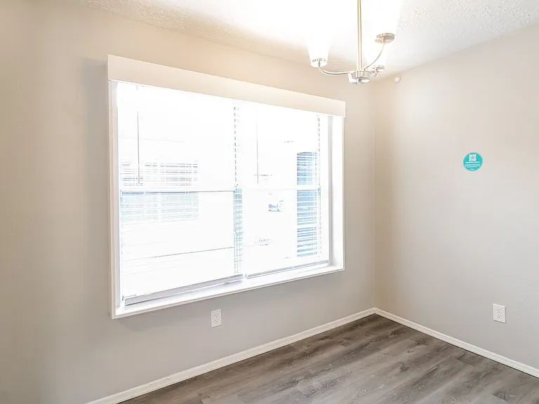 9938 Shell Rock Rd — Photo 6