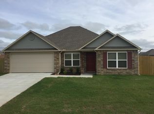 1440 Brigade Blvd, Prairie Grove, AR 72753