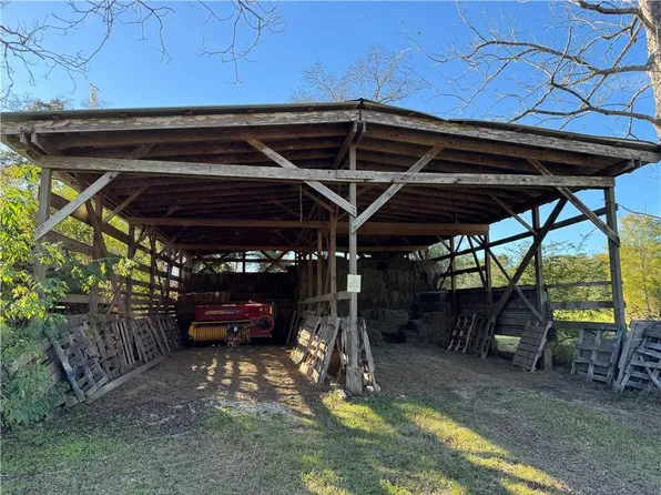 1D Barnum Rd, Springfield, LA 70462