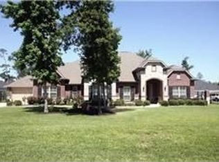 9086 Rose Canyon Dr, Conroe, TX 77302