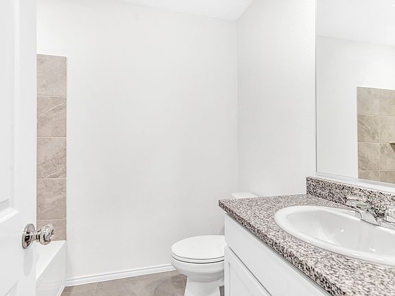 5th image of 1409 Vattier St