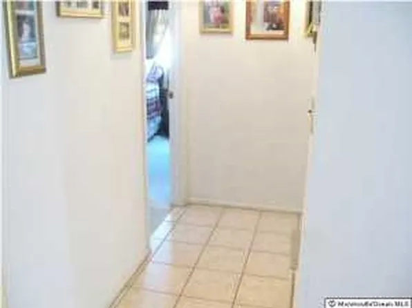 124 Northumberland Dr, Toms River, NJ 08757