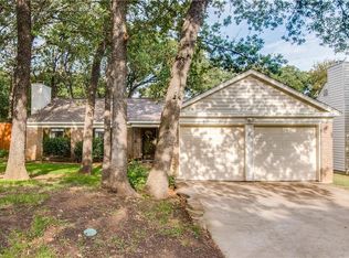 1705 Acorn Dr, Euless, TX 76039