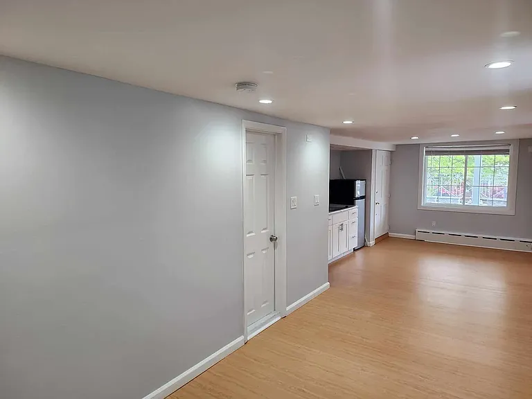 5631 Post Rd #1 — Photo 8