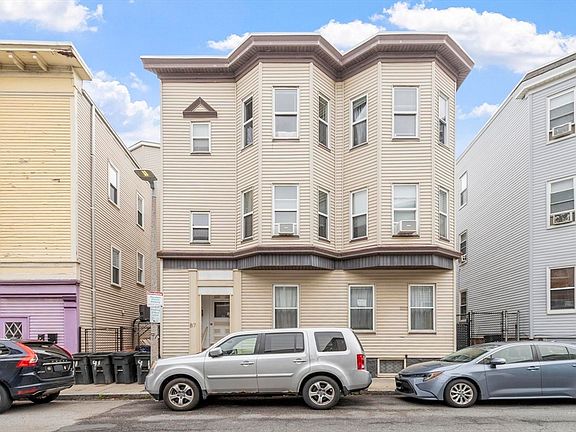 3rd image of 87 Roseclair St #3