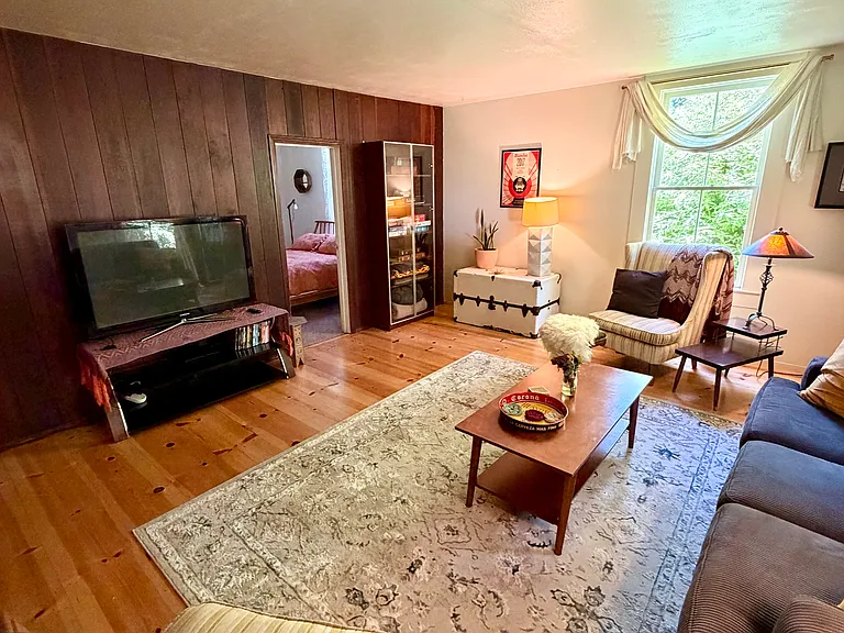 1222 Fickle Hill Rd #B — Photo 4