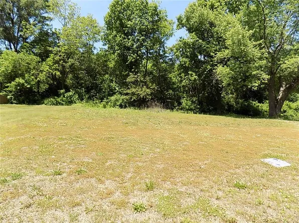 1905 S 17th St, Terre Haute, IN 47802