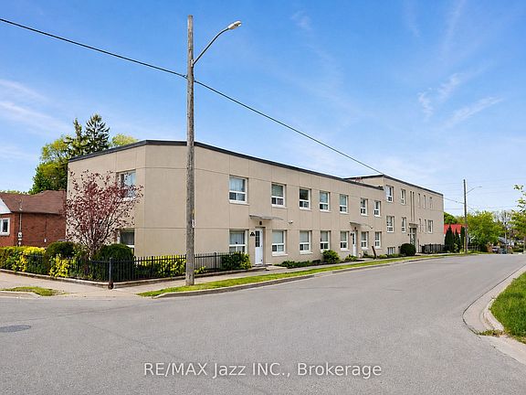 5th image of 209 Stacey Ave #1
