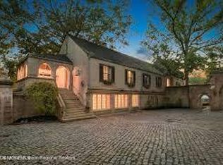 310 Cooper Rd #D, Red Bank, NJ 07701