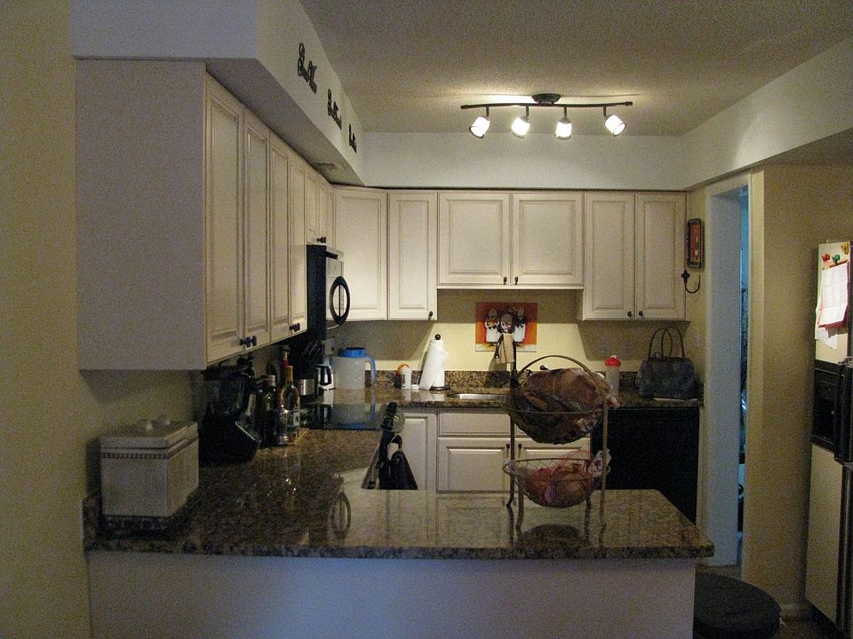 2nd image of 8316 Cricket Lake Dr