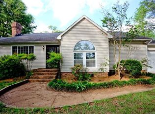 5002 Double Lakes Dr, Charlotte, NC 28212
