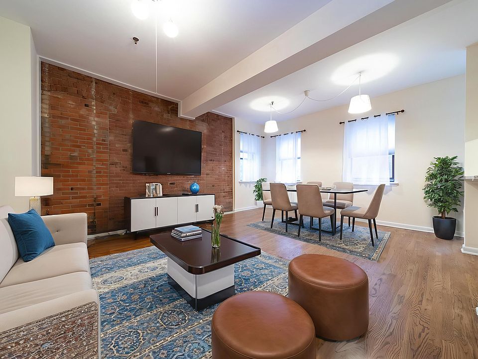 1st image of 227 Christopher Columbus Dr APT 136B